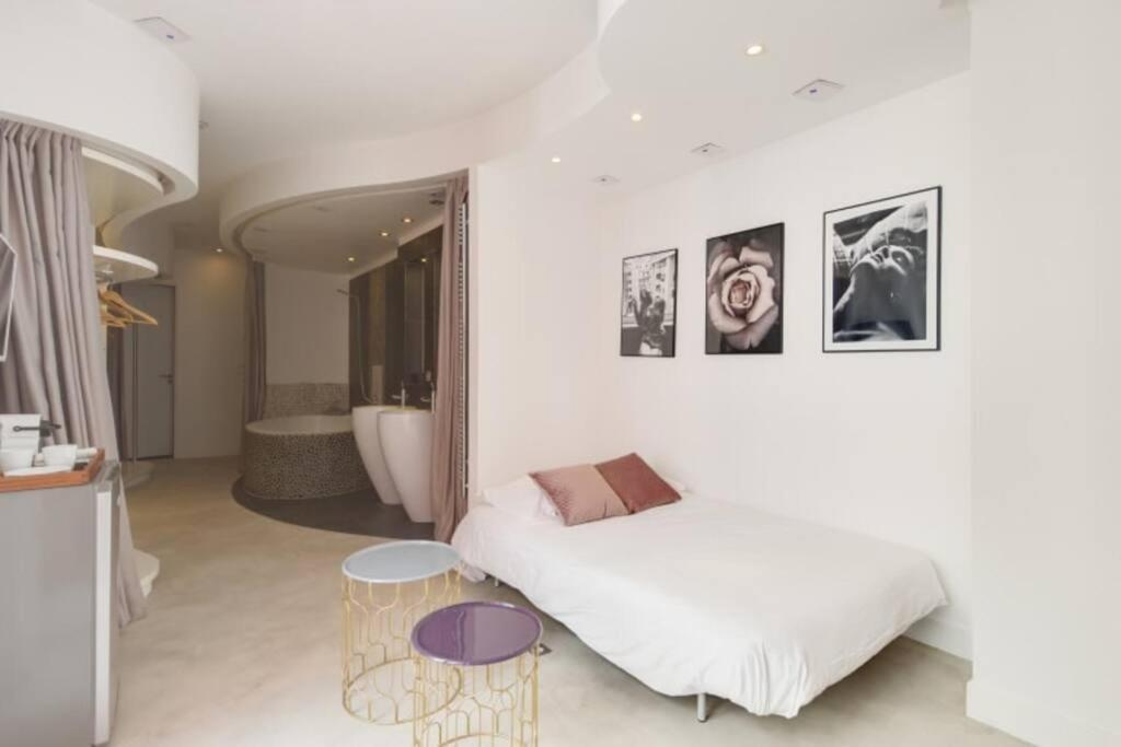 Magnifique Appartement Parisien - Marais Extérieur photo
